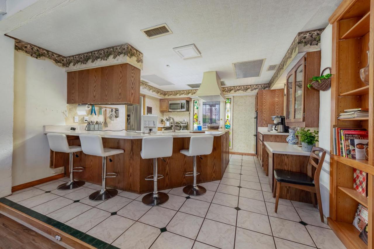 Smart Solution - Individual Private Bed-Pods In Gorgeous Shared Space - Women Only Dorm In Room 5 - Coed House - Full-Sized Mattresses In Individual Pods - With Built-In Private Storage - Gorgeous Shared Room - Affordable Luxury - Sparrow House Phoenix Exterior foto