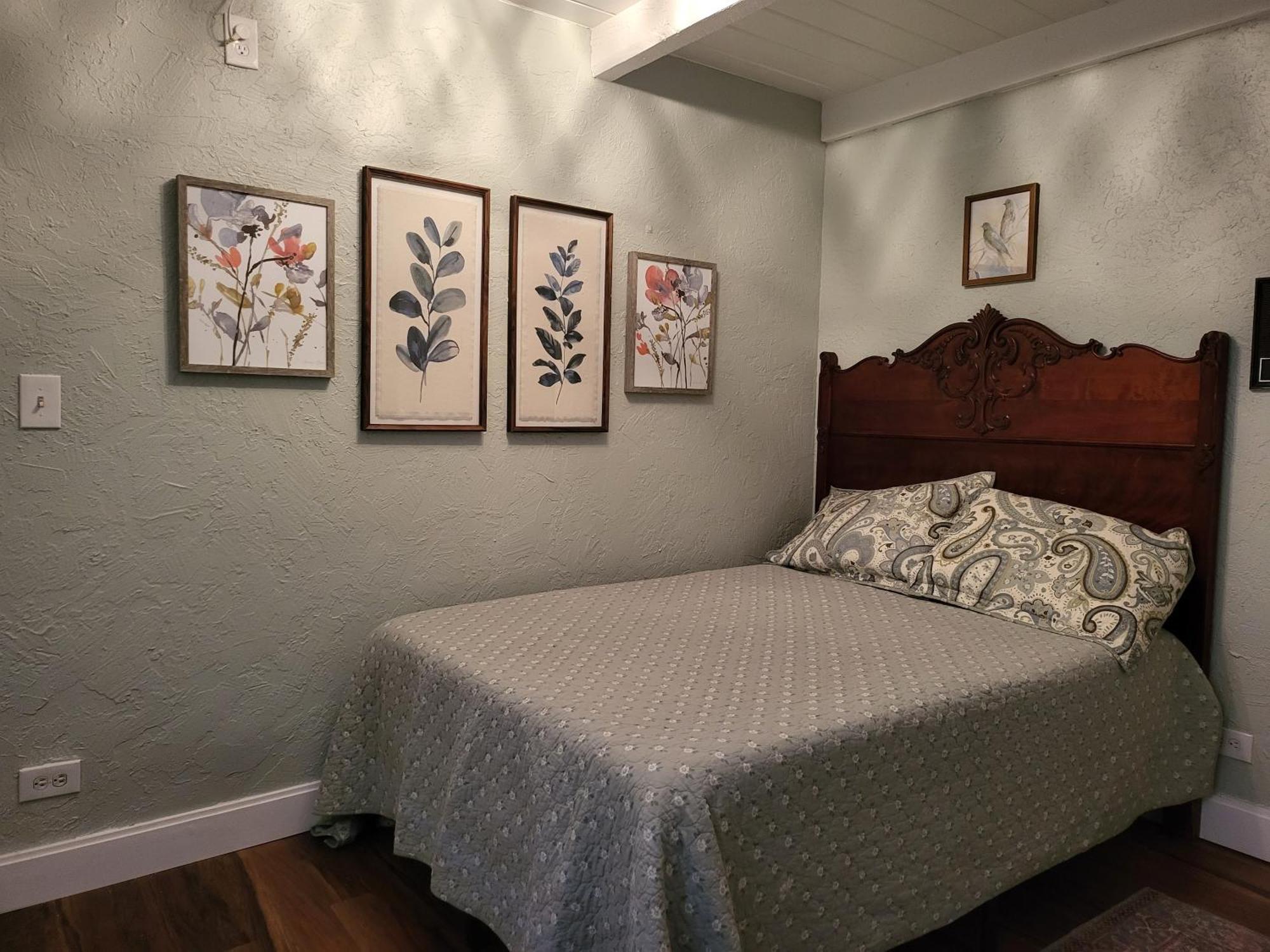 Smart Solution - Individual Private Bed-Pods In Gorgeous Shared Space - Women Only Dorm In Room 5 - Coed House - Full-Sized Mattresses In Individual Pods - With Built-In Private Storage - Gorgeous Shared Room - Affordable Luxury - Sparrow House Phoenix Exterior foto